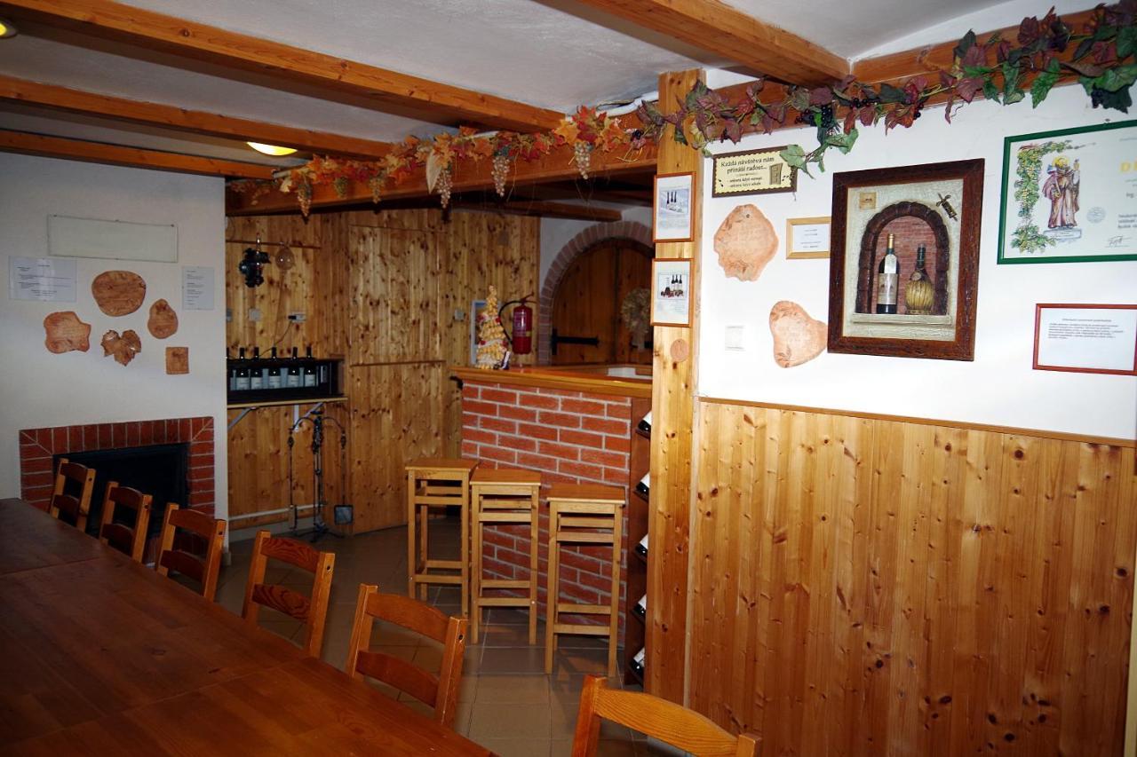 Ferienwohnung Sklep u Veselých Mutěnice Exterior foto