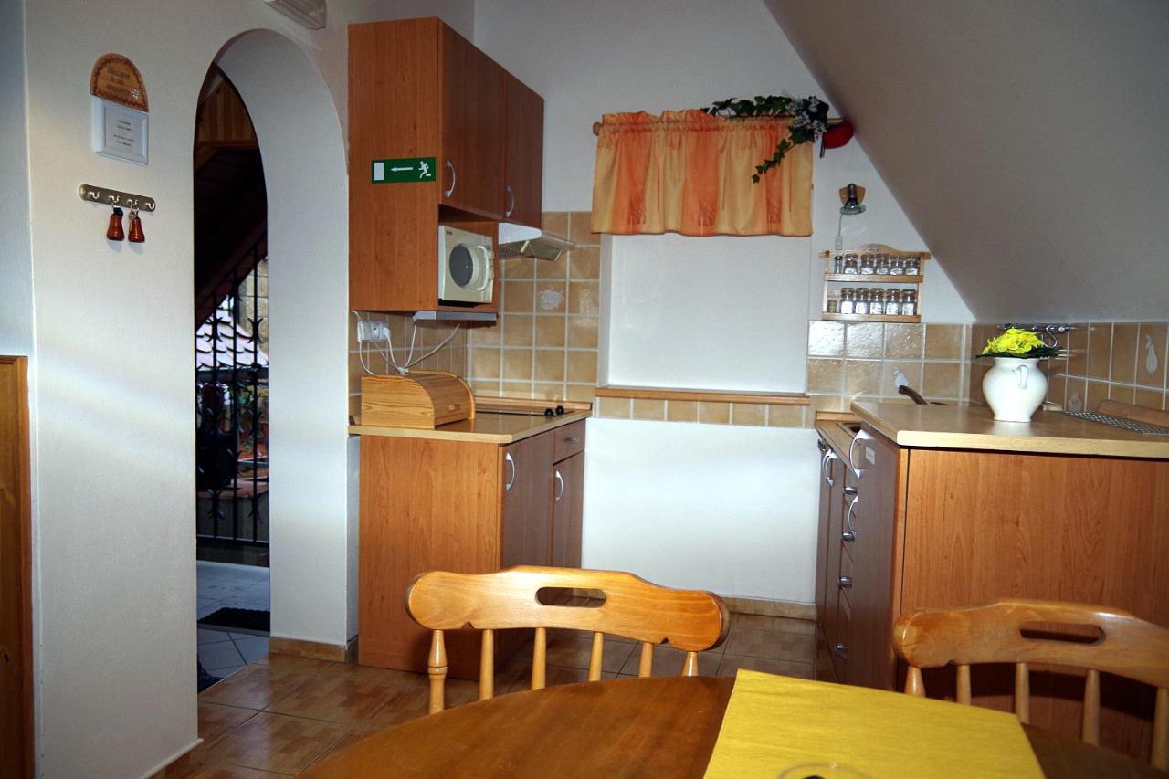 Ferienwohnung Sklep u Veselých Mutěnice Exterior foto