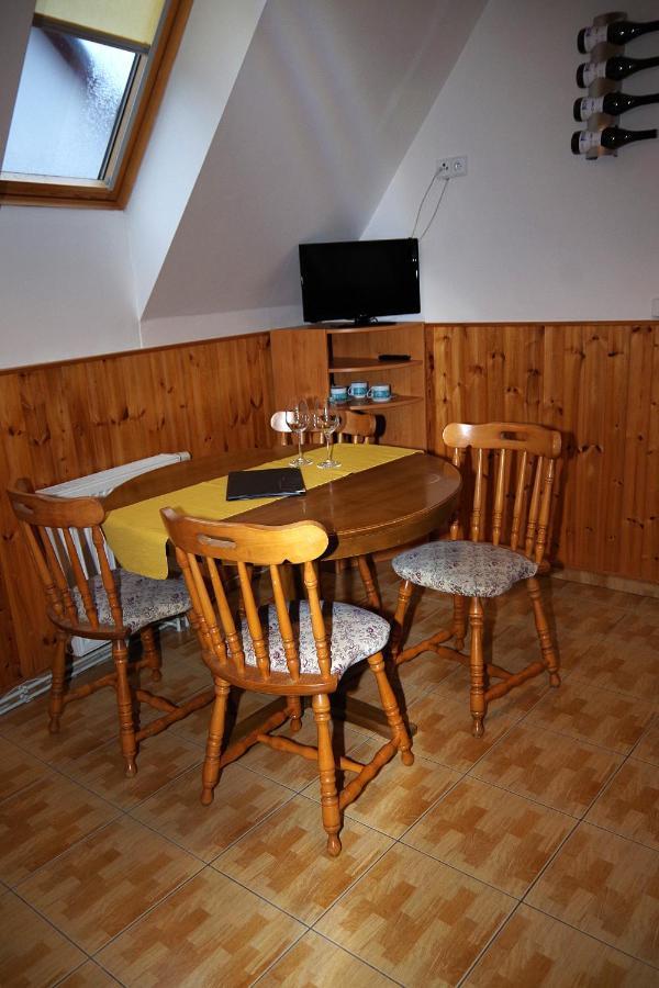 Ferienwohnung Sklep u Veselých Mutěnice Exterior foto