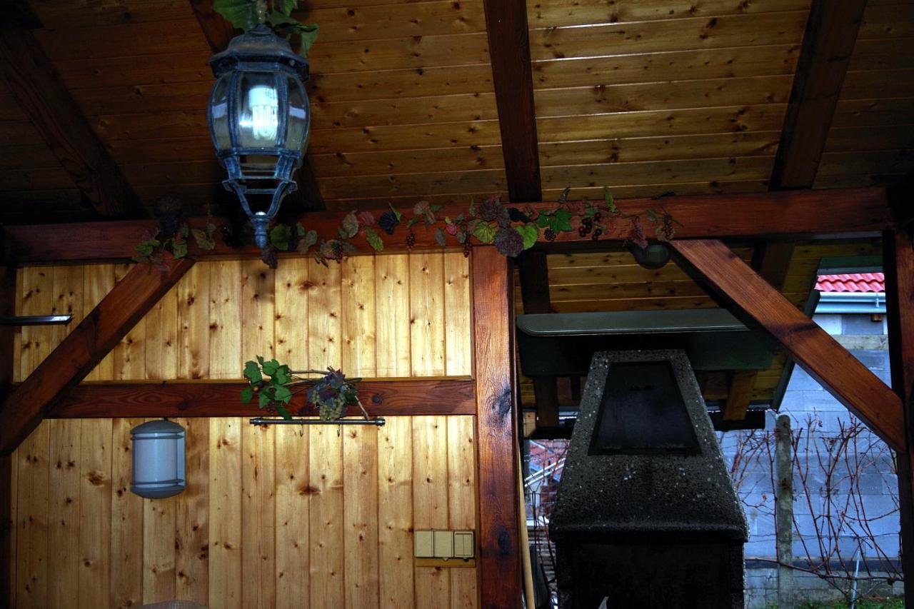 Ferienwohnung Sklep u Veselých Mutěnice Exterior foto